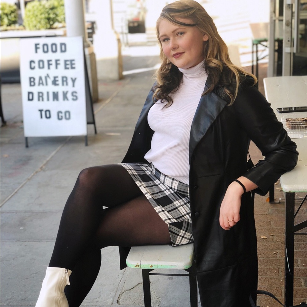 Meet your Posher, Rebecca